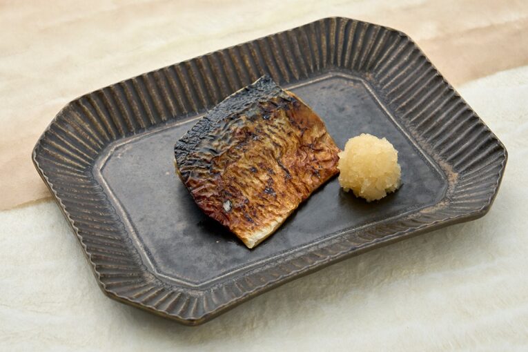 鯖の塩焼き